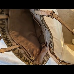 Tan Michael kors tote bag